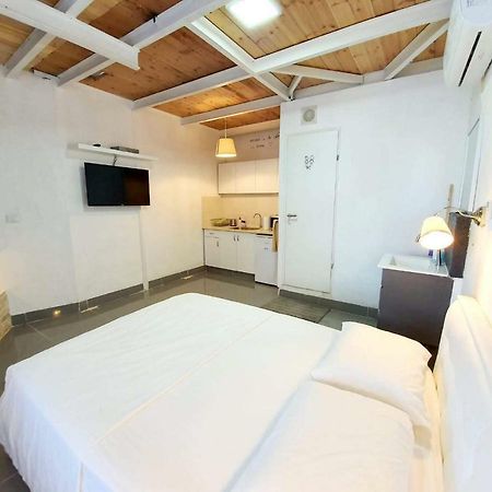 Agas Holiday Apartments - Gai Boutique Tiberias Eksteriør bilde