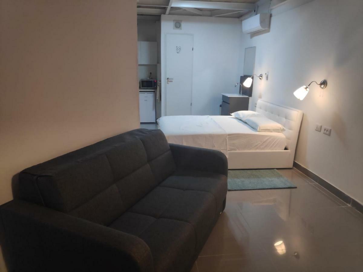 Agas Holiday Apartments - Gai Boutique Tiberias Eksteriør bilde